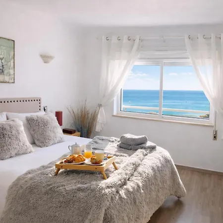 Dreamy Sea View With Access To Private Pool & Stunning Rooftop Luz