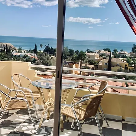 Dreamy Sea View With Access To Private Pool & Stunning Rooftop